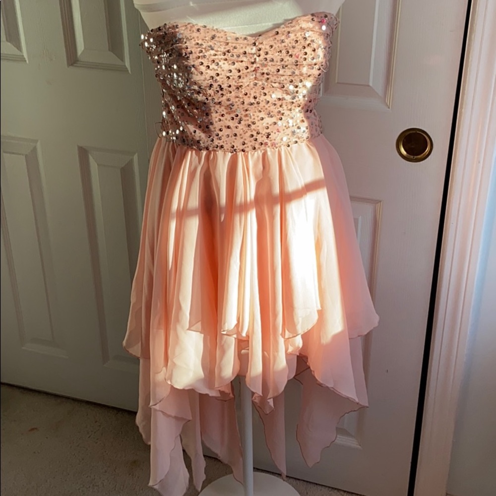 Peach/ Light pink dress